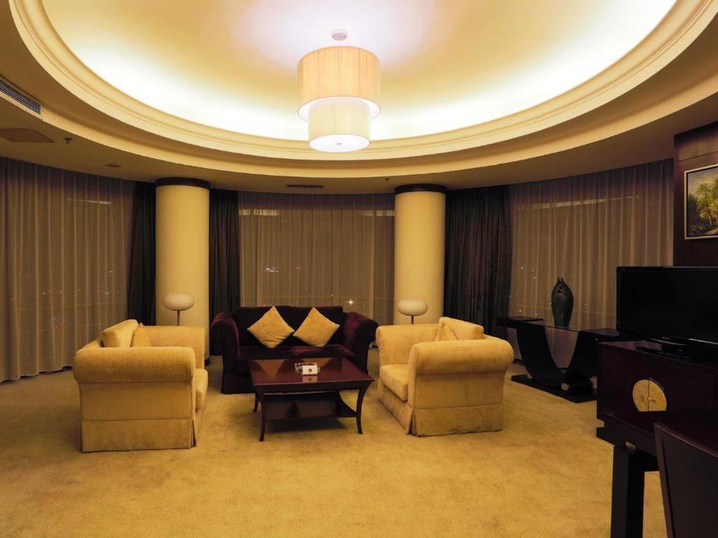 Hua Xia Pearl Hotel Foshan Dış mekan fotoğraf